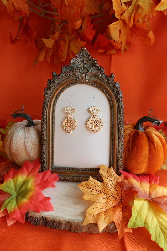 Maple Leaf Studs