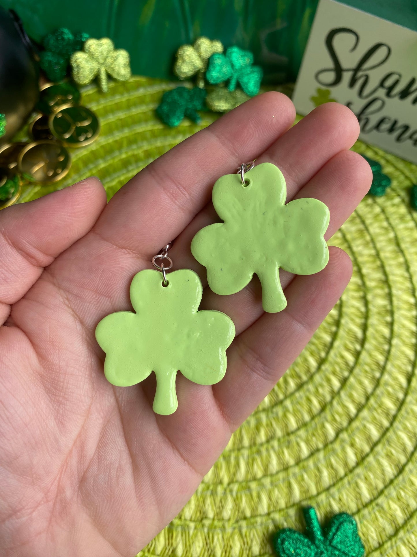 3 Leaf Clovers