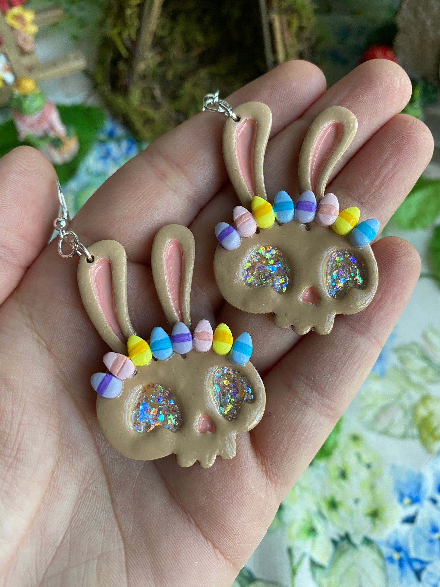 Egg Crown Bunny Skulls